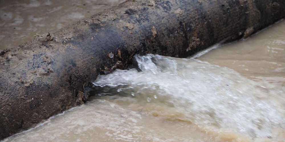 Rusty, leaky pipe Columbia, SC Rusty, leaky pipe Columbia, SC